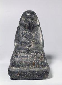 Figura sentada de Senpu (gabbro)